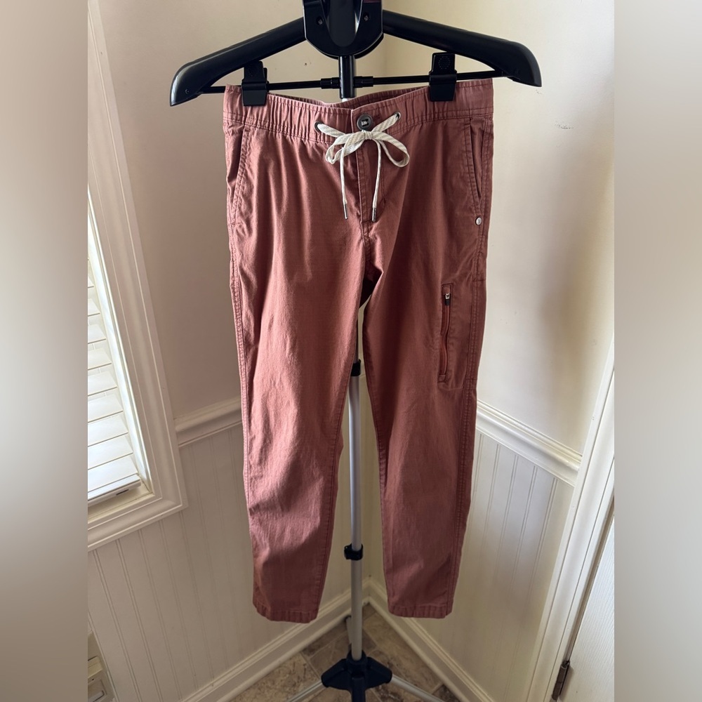 Vuori Women's Ripstop Cargo Pants in Rust/Terracotta Size XS